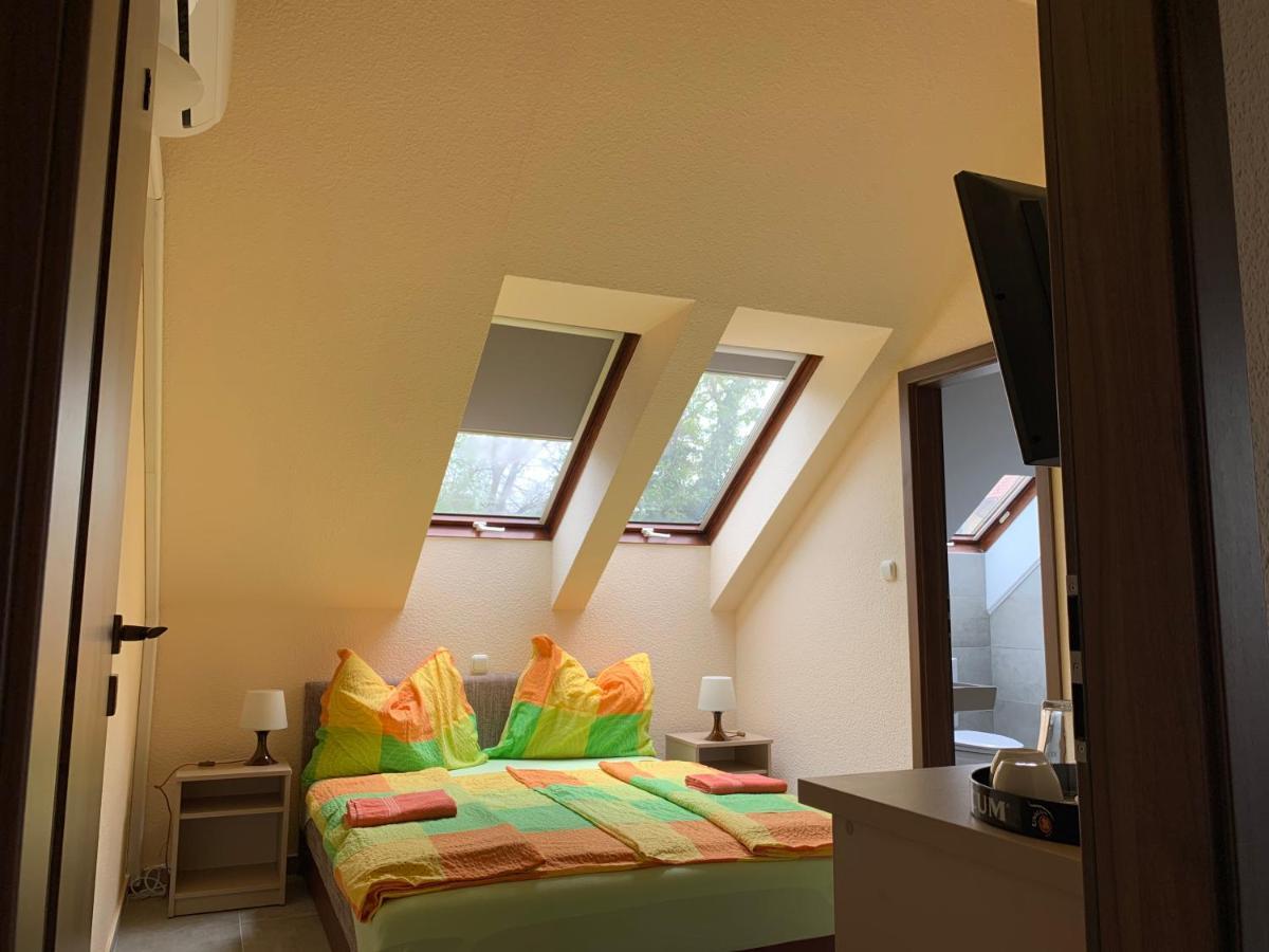 Balaton Kinizsi Apartman Siófok Exteriér fotografie