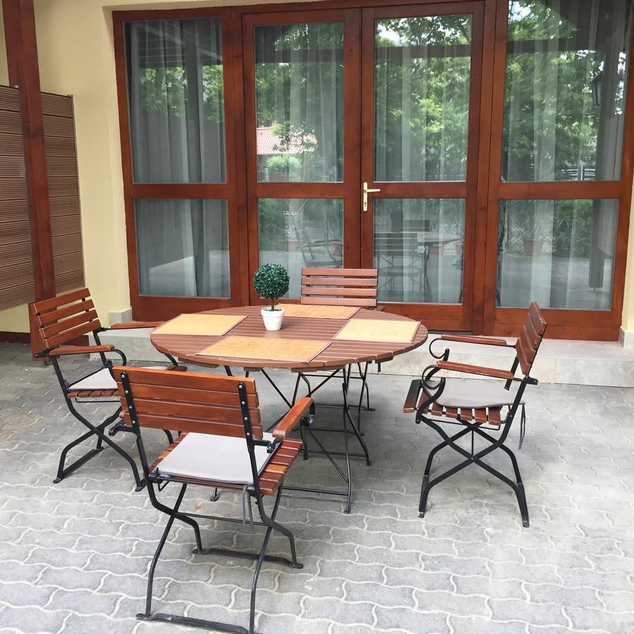 Balaton Kinizsi Apartman Siófok Exteriér fotografie